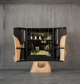 Front view image of LOOP bar console